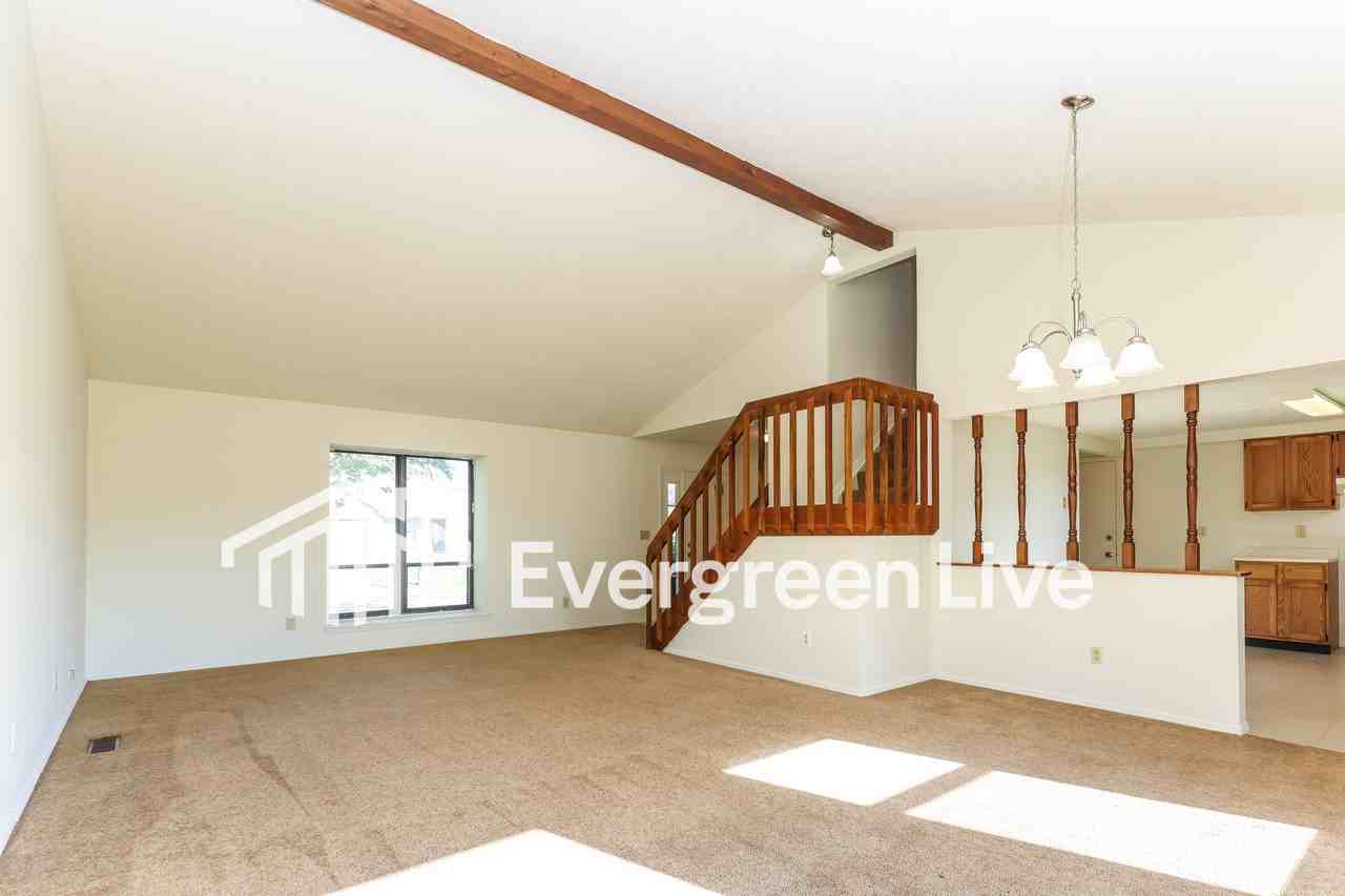 8828 Trowbridge Way - Photo 7 of 16