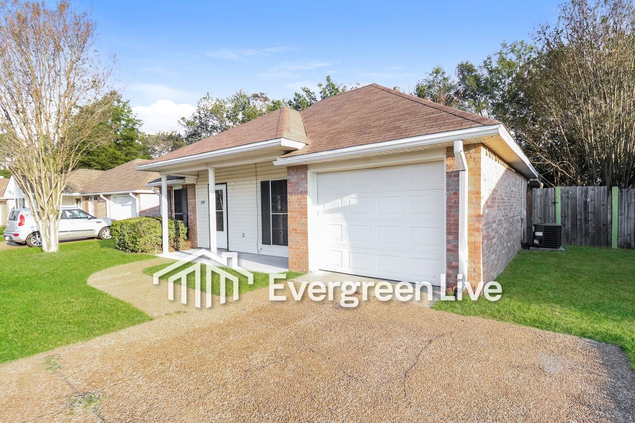 1908 Christine Dr - Photo 2 of 15