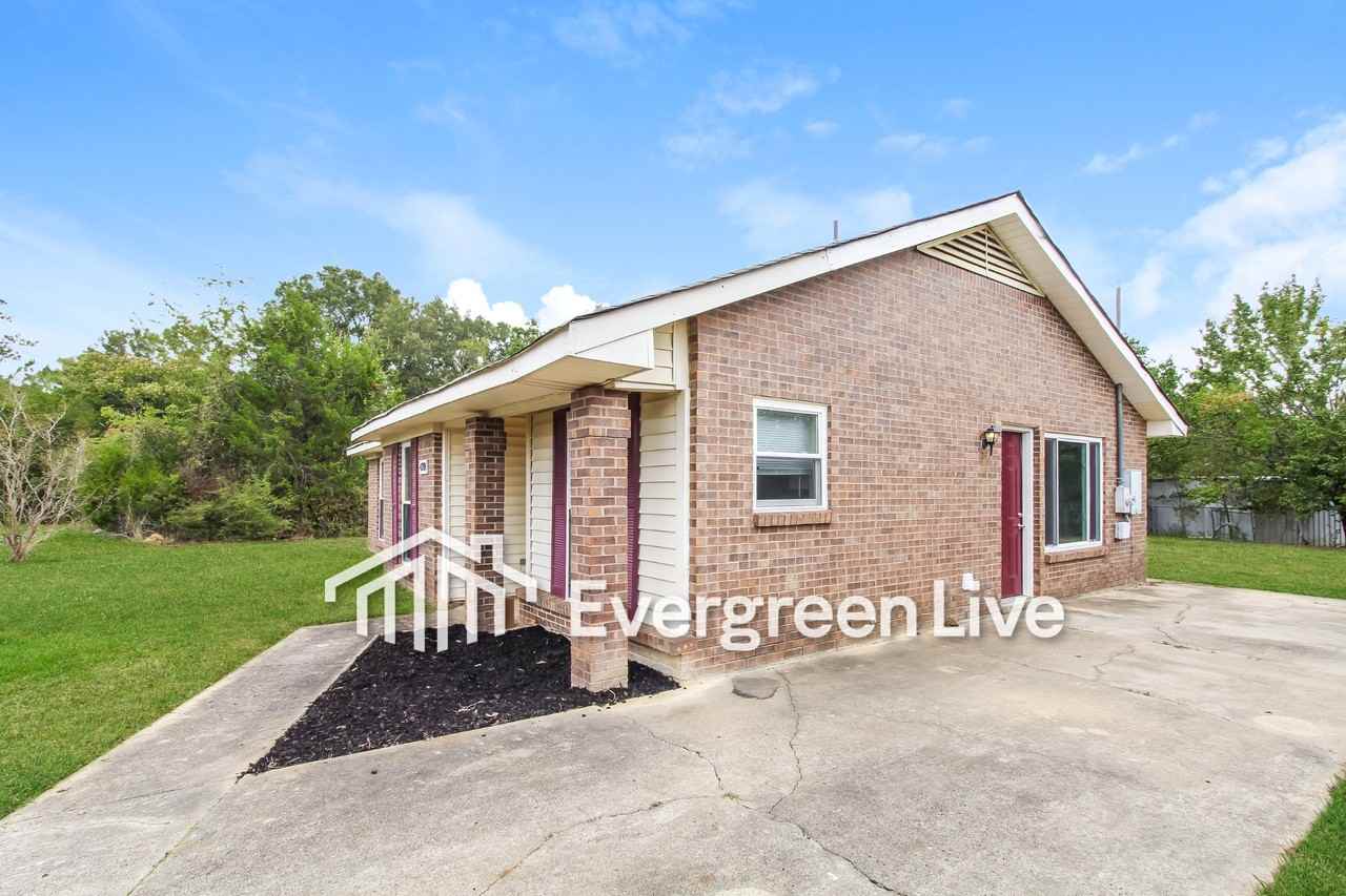 4201 Spring Park Ct - Photo 4 of 16