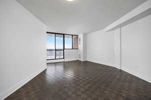 featured image of 2375 The Collegeway