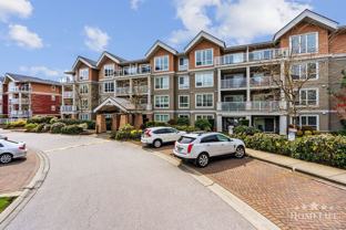 6440 194 St - Photo 1 of 1