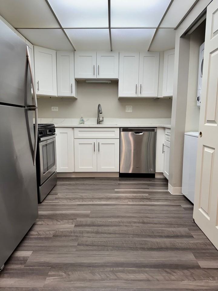 Willows of Wheaton - Photo 3 of 12