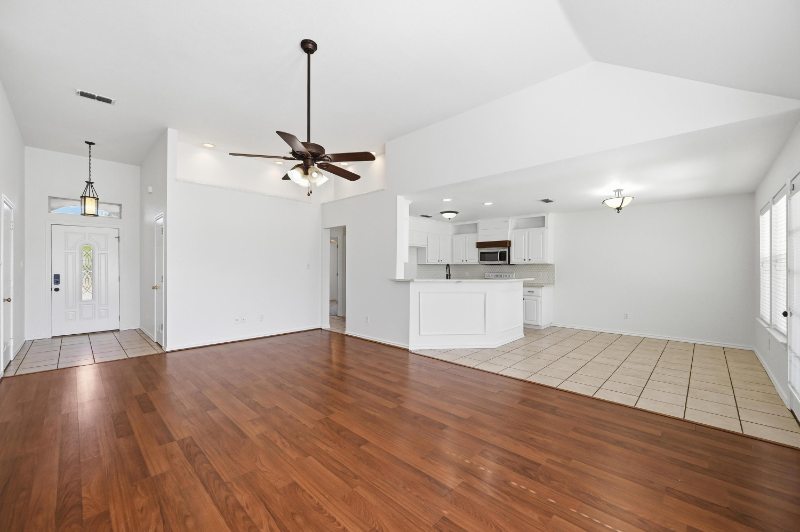 1303 Cochise Trail - Photo 4 of 22