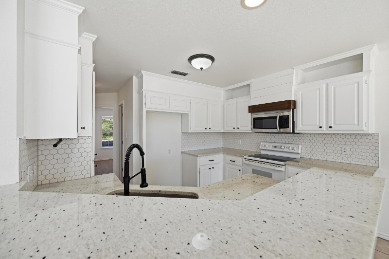 1303 Cochise Trail - Photo 7 of 22