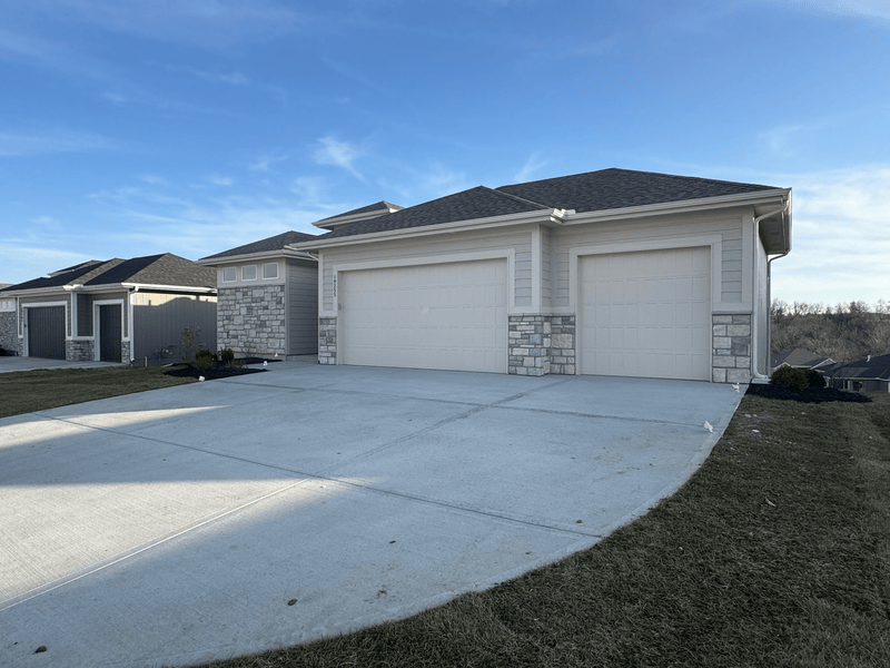 19255 W 109th Pl - Photo 2 of 34