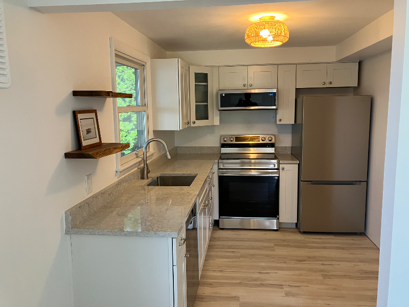 240 Narragansett Avenue #1 - Photo 5 of 22