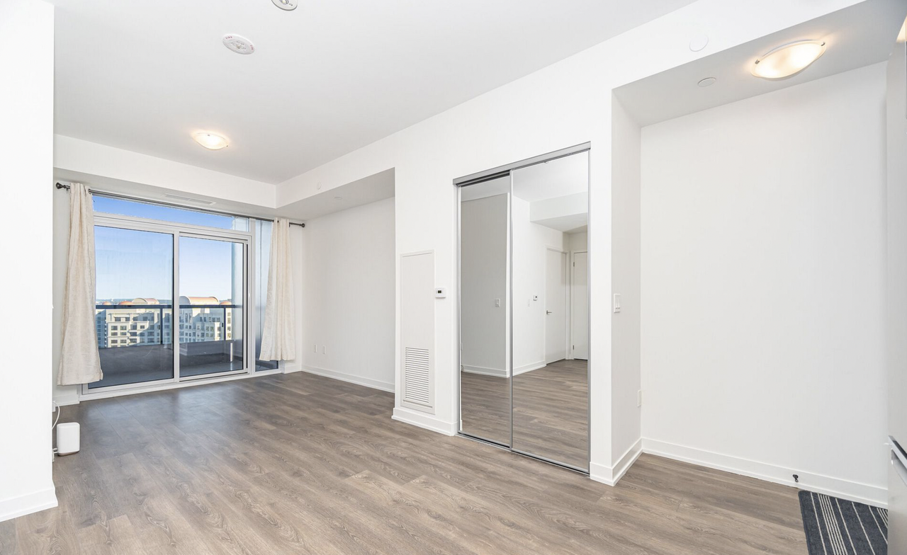 498 Caldari Road - Photo 4 of 21