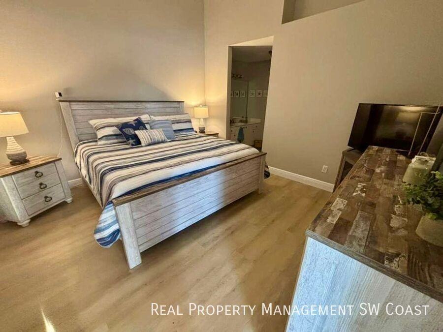 541 Windsor Sq #201 - Photo 6 of 15