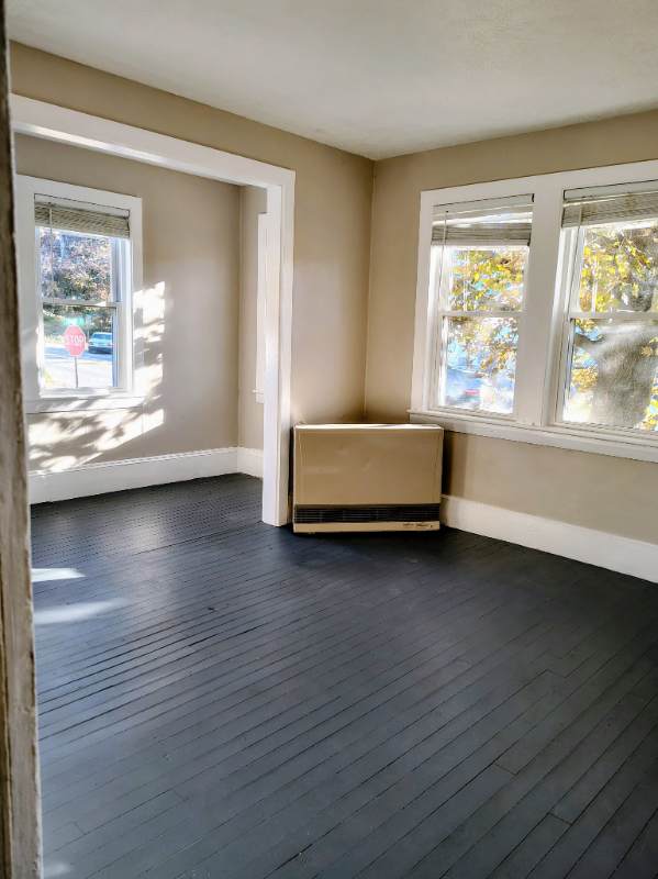 24 High Street #B - Photo 2 of 4