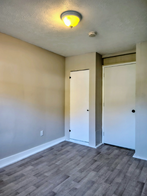 24 High Street #B - Photo 3 of 4