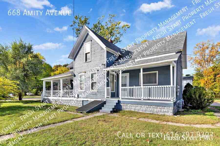 668 Amity Ave - Photo 4 of 21