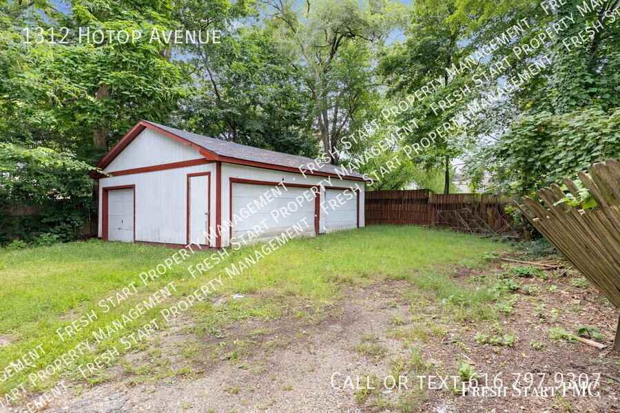 1312 Hotop Ave - Photo 4 of 29