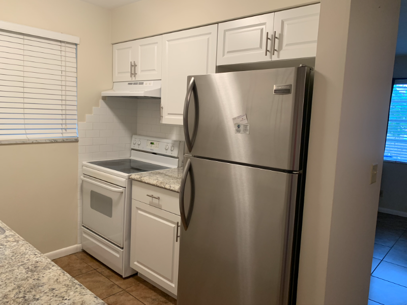 1610 Shirley Ct #2 - Photo 2 of 10