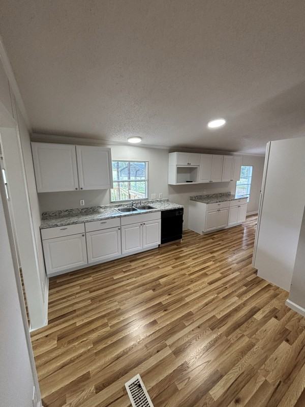 297 Forrester Rd - Photo 3 of 11