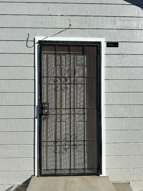 1443 Linden Avenue #1445-5 - Photo 4 of 19