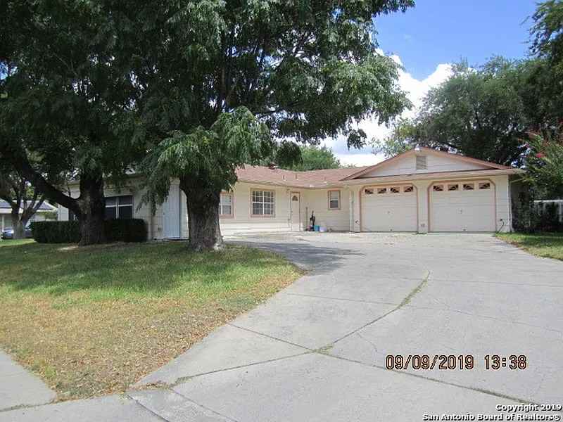 7234 Marble Creek Dr - Photo 3 of 16