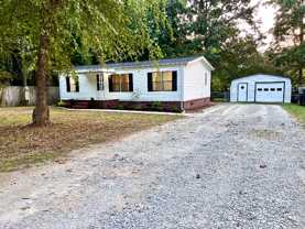 413 Elm Ln - Photo 1 of 1