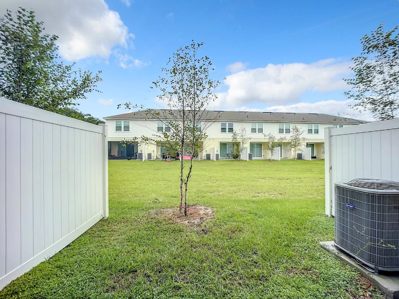 785 Rotary Rd - Photo 7 of 20