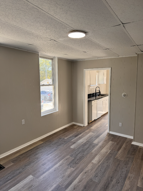 564 Eastern Ave - Photo 3 of 19