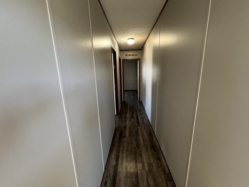 31 Locust St - Photo 2 of 8