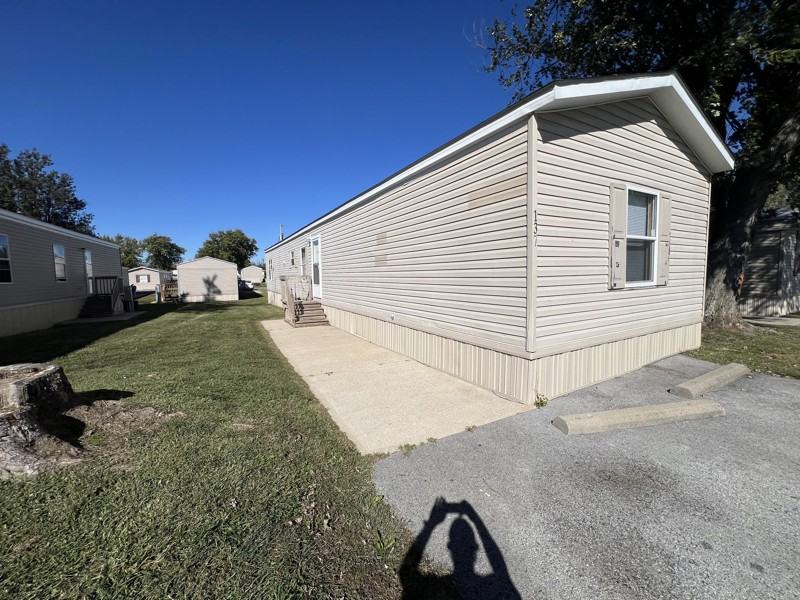 137 Burch St - Photo 2 of 10