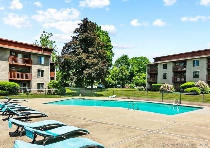 26 Prospect St - Photo 4 of 20