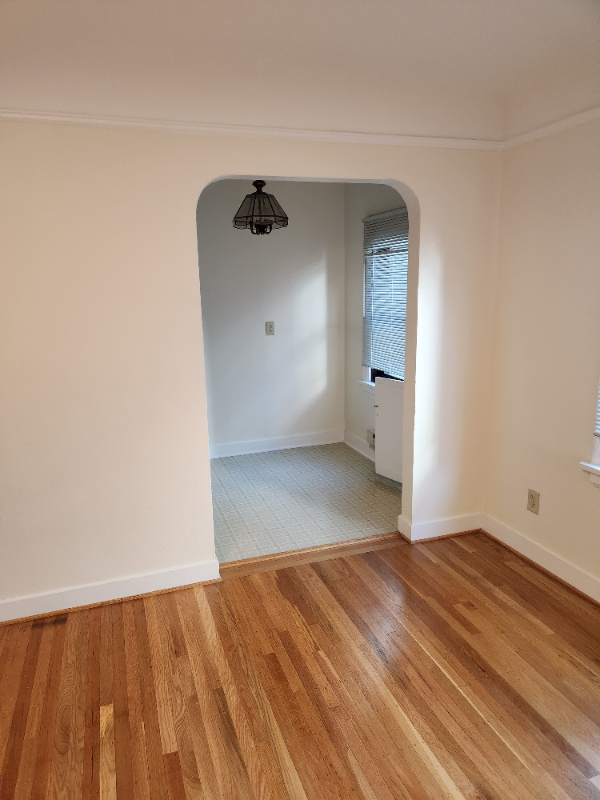 2317 10th Ave E #203 - Photo 4 of 9