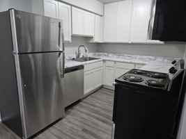 featured image of 1701 Stonebridge Rd