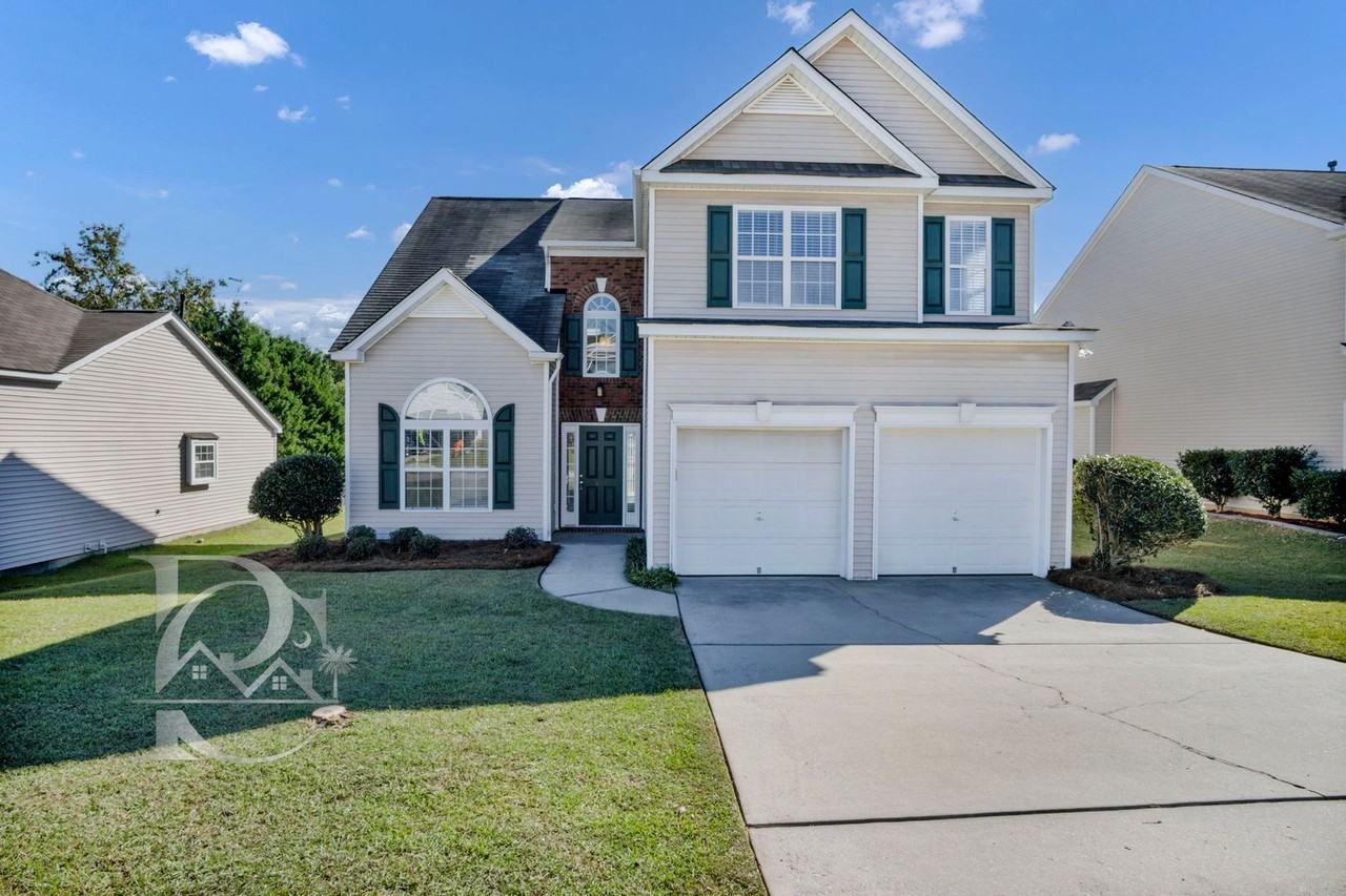 211 Pinebluff Ct - Photo 2 of 43