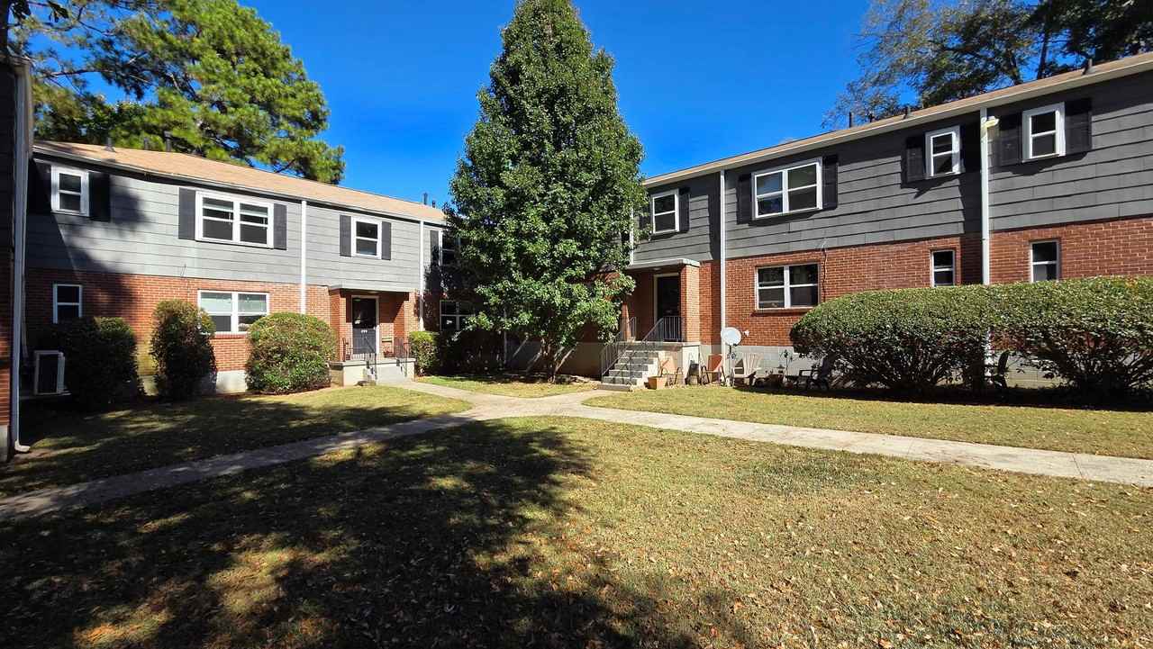 Seminole Court Apartments - Photo 5 of 26