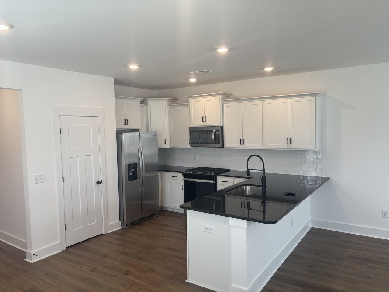 484 Mill Park Way #1 - Photo 6 of 17