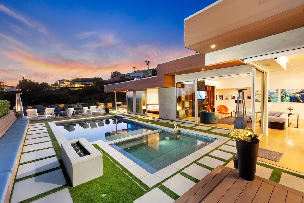 1439 1439 Devlin Dr #NA - Photo 2 of 50