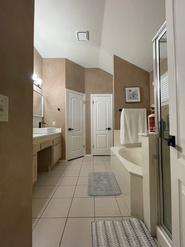 13007 Tantivy Dr #NA - Photo 6 of 30