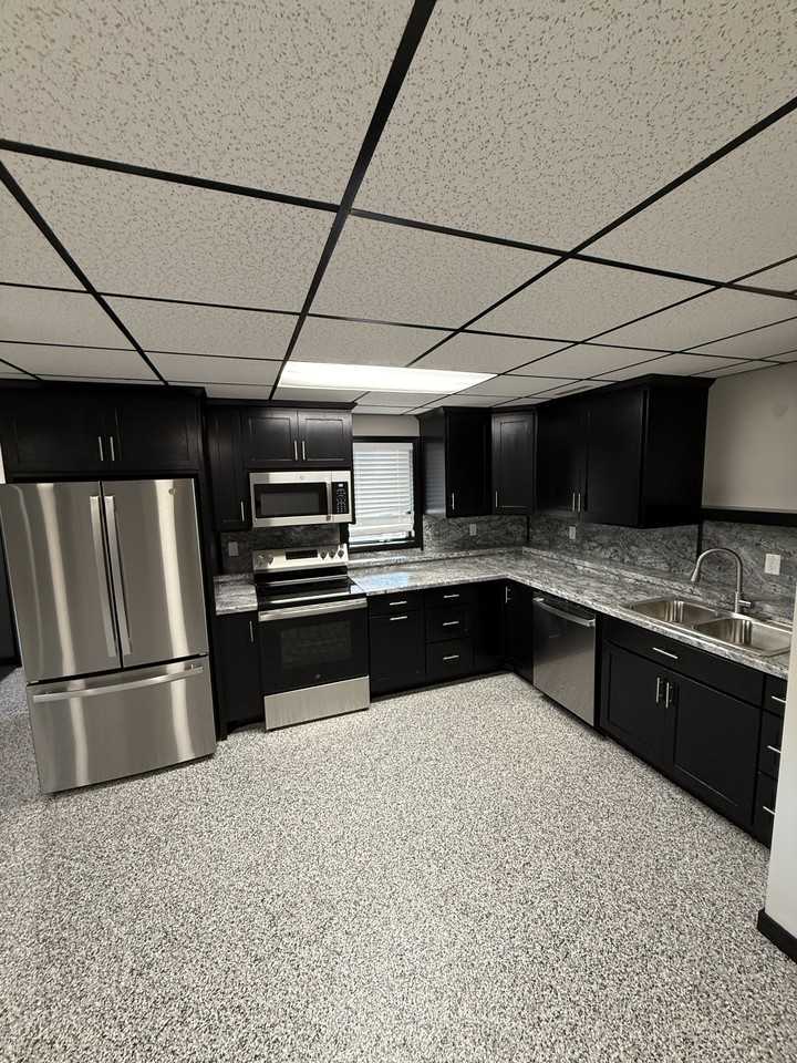 809 County Road 2 S - Photo 3 of 17