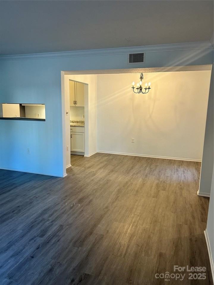 4936 Sardis Rd Apt A #A - Photo 3 of 21