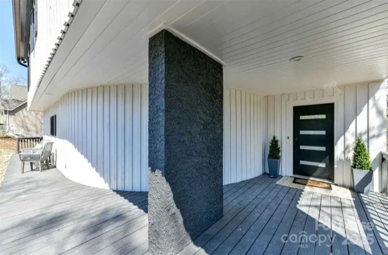 216 Hermance Lane - Photo 3 of 20