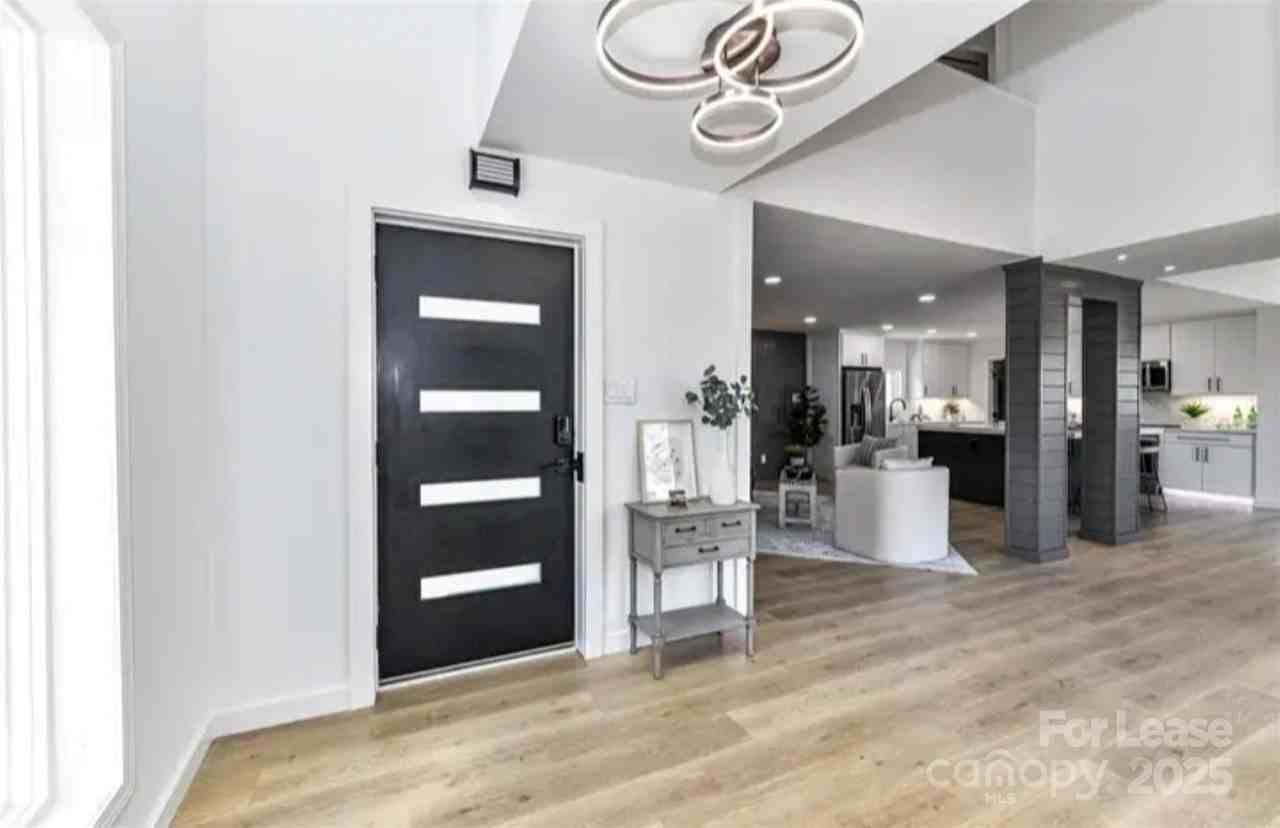 216 Hermance Lane - Photo 5 of 20