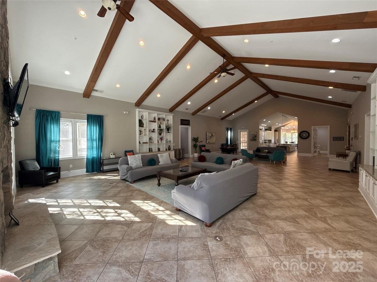 13931 Thompson Road - Photo 3 of 41