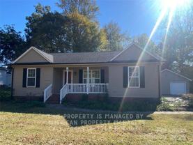735 Kluttz St - Photo 1 of 1