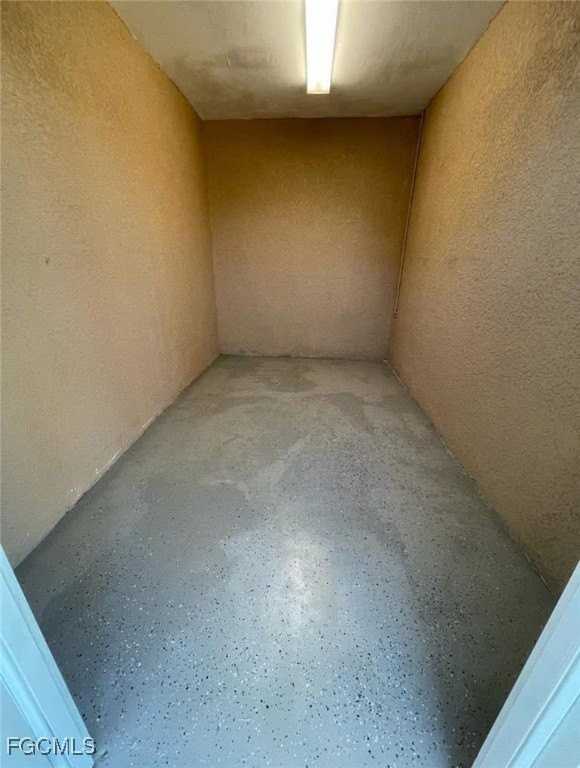 621 Joel Blvd - Photo 2 of 9