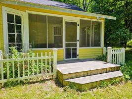 featured image of 7125 Maple Ave