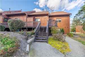 featured image of 5 Sugar Loaf Ct #7