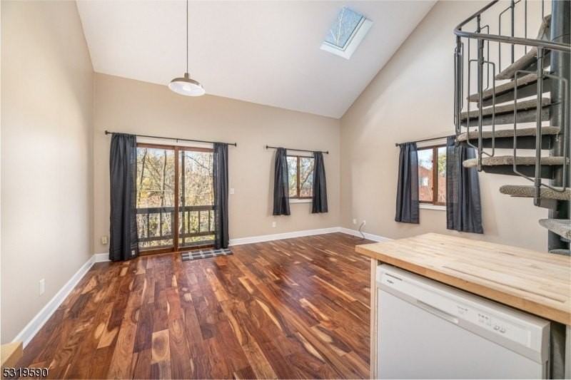 5 Sugar Loaf Ct #7 - Photo 6 of 20