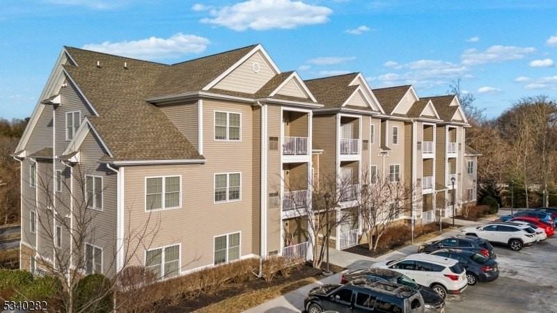 9 Park Dr #9 - Photo 7 of 38