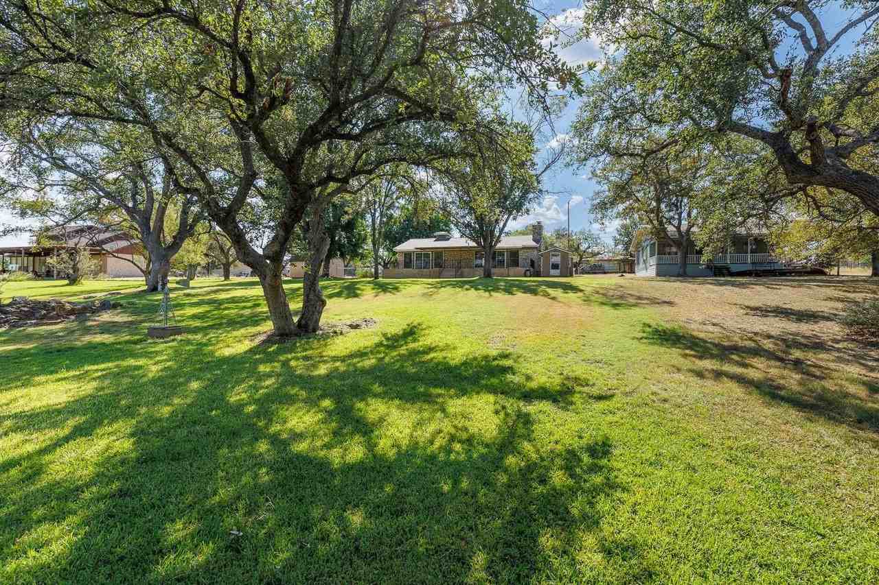 142 Lake Shore Dr - Photo 6 of 30