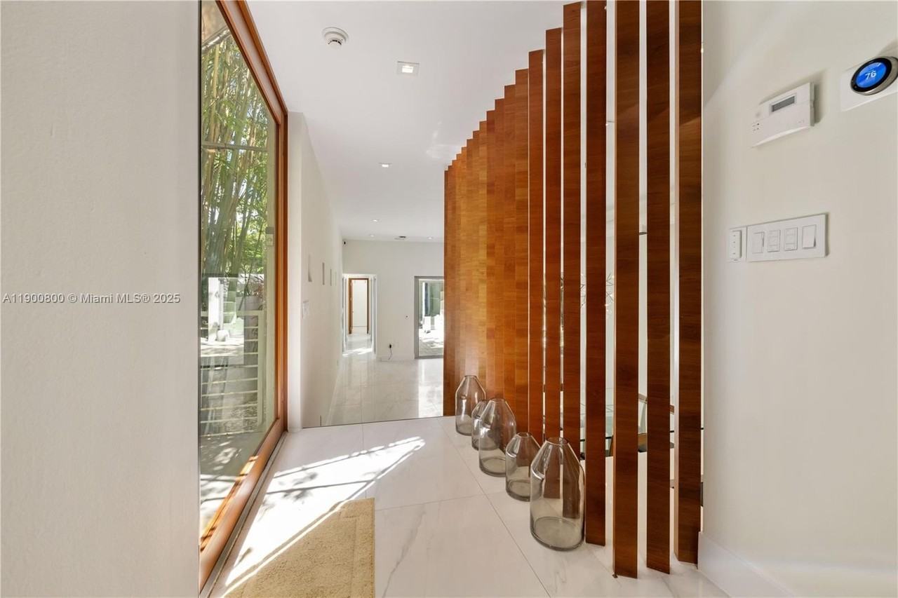 2205 Overbrook Street - Photo 7 of 41