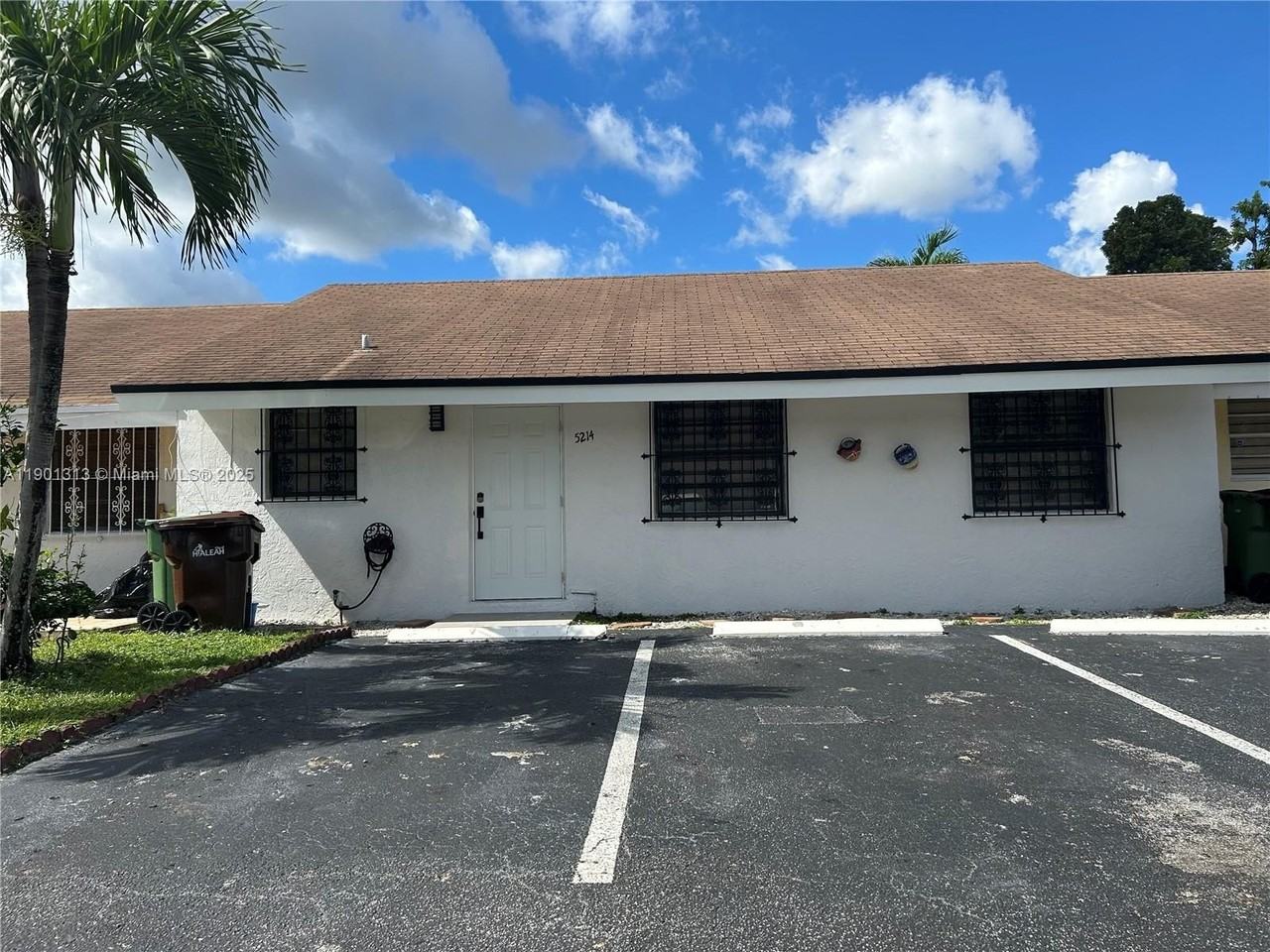 5214 West 24th Way #18D - Photo 2 of 50