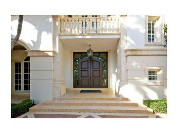 215 Alexander Palm Rd - Photo 3 of 6