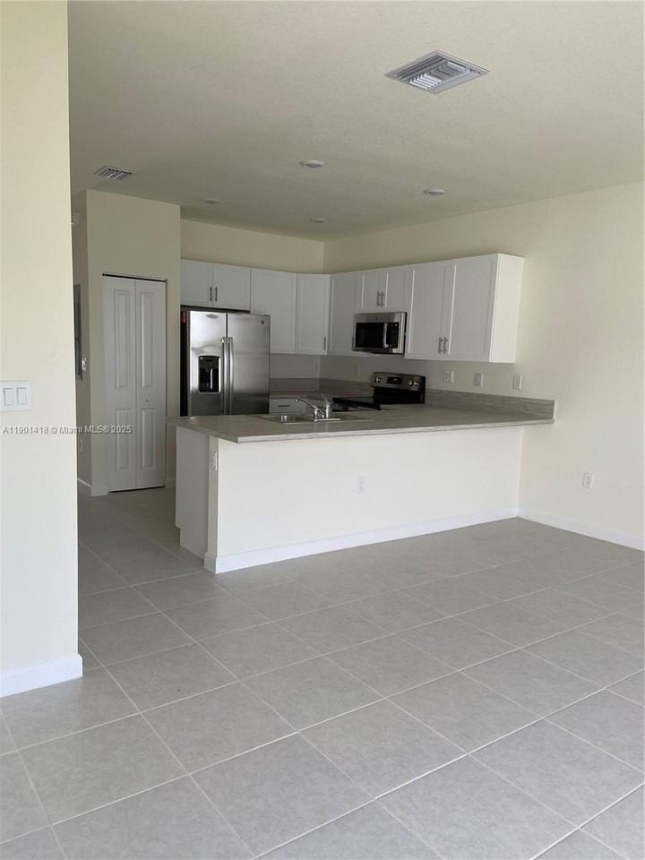 3412 West 111th Place - Photo 2 of 4