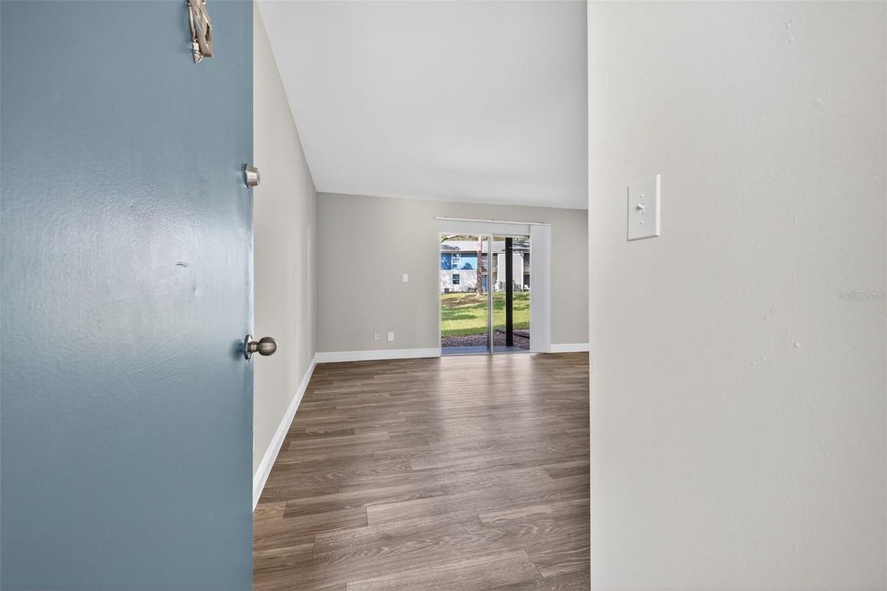 612 Bass Ct #1130D - Photo 3 of 34